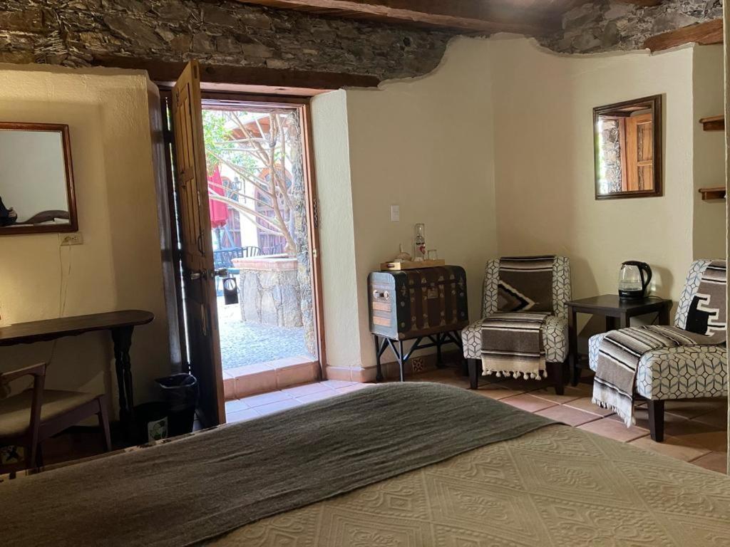 Hotel Amor Y Paz (Adults Only) Catorce Luaran gambar