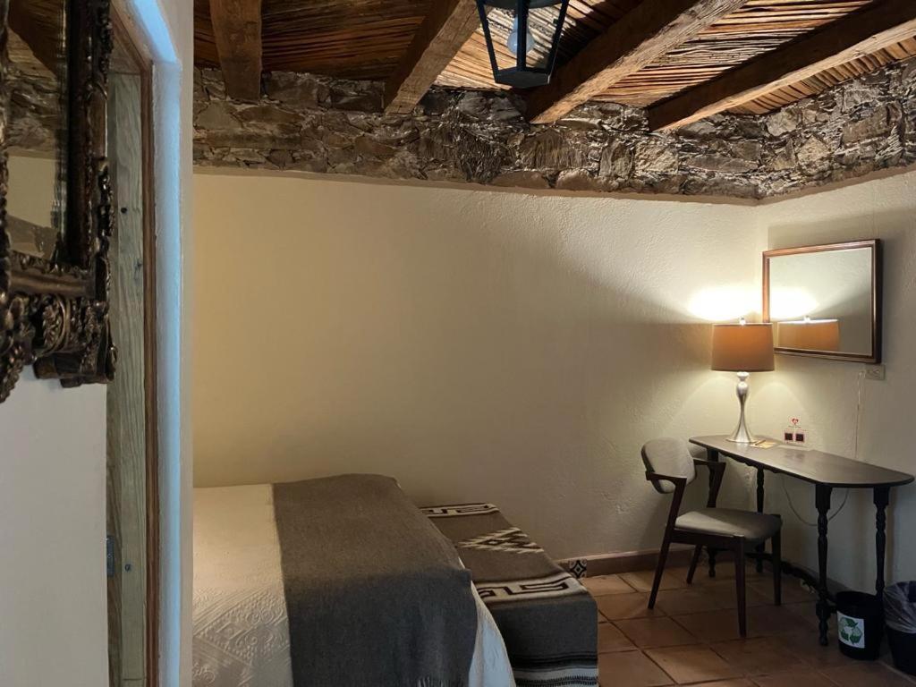 Hotel Amor Y Paz (Adults Only) Catorce Luaran gambar