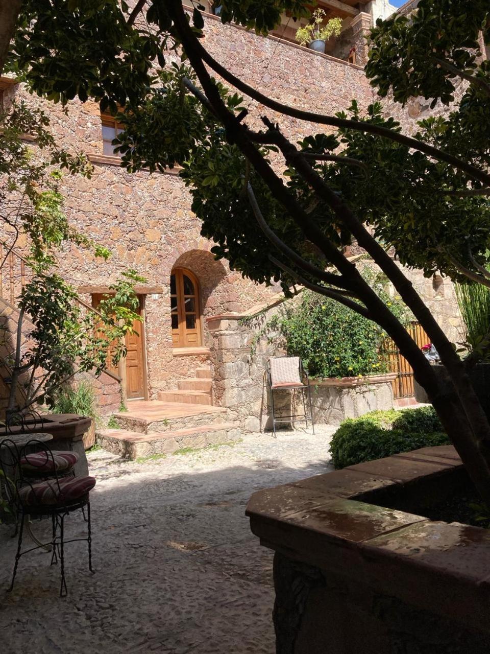 Hotel Amor Y Paz (Adults Only) Catorce Luaran gambar
